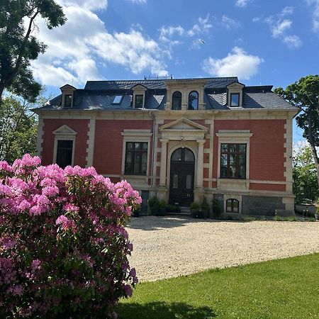 Aussergewoehnliche Ferienwohnung Stadtvilla Plauen Luaran gambar