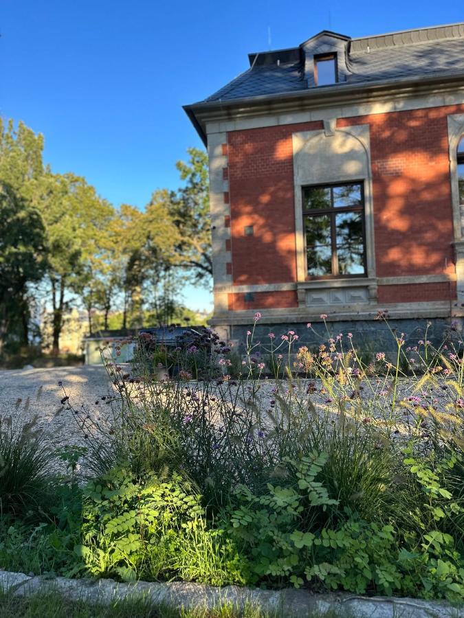 Aussergewoehnliche Ferienwohnung Stadtvilla Plauen Luaran gambar