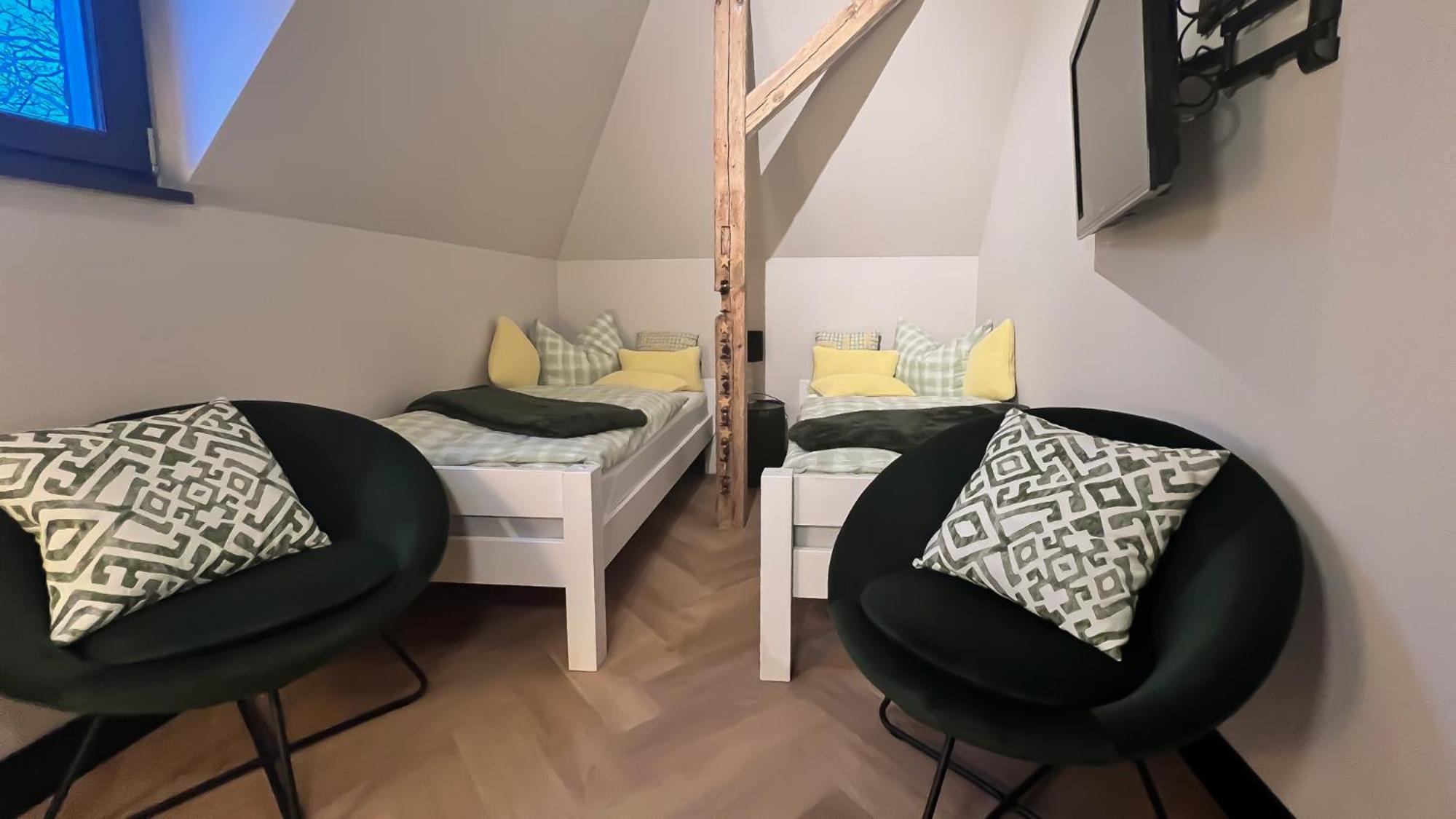 Aussergewoehnliche Ferienwohnung Stadtvilla Plauen Luaran gambar